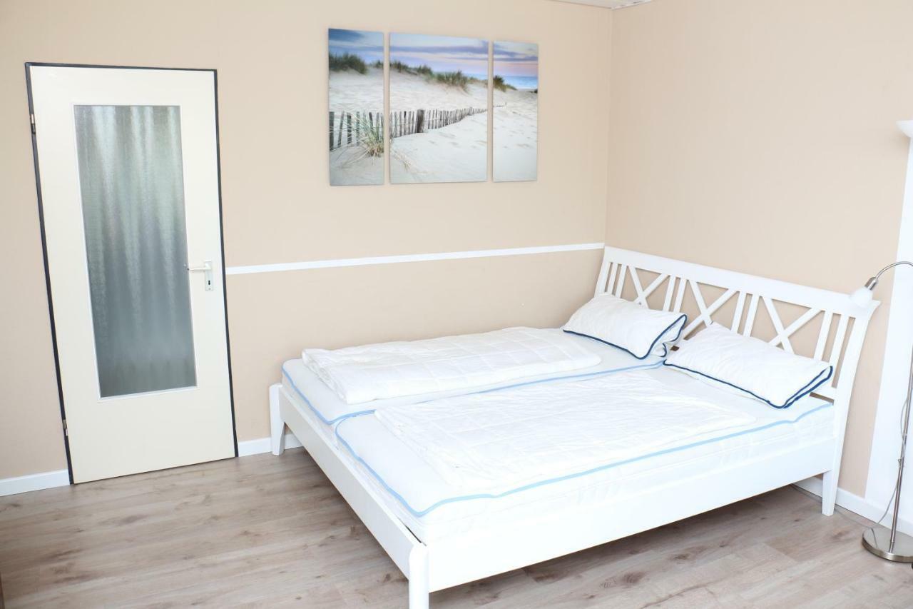 2Zi-Ferienwohnung Am Suedstrand Mit Eigenem Parkplatz Perfekt Fuer Familie Burgtiefe auf Fehmarn Ngoại thất bức ảnh